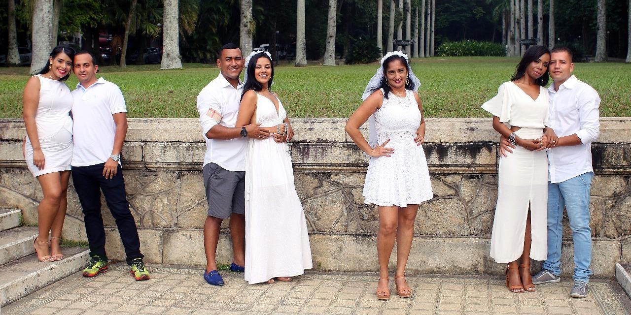 E lá vem as noivas...