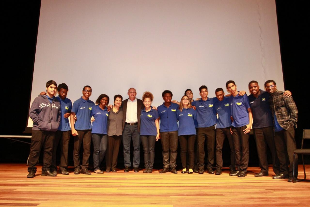 Secretário de Segurança Beltrame e Orquestra Ação pela Música