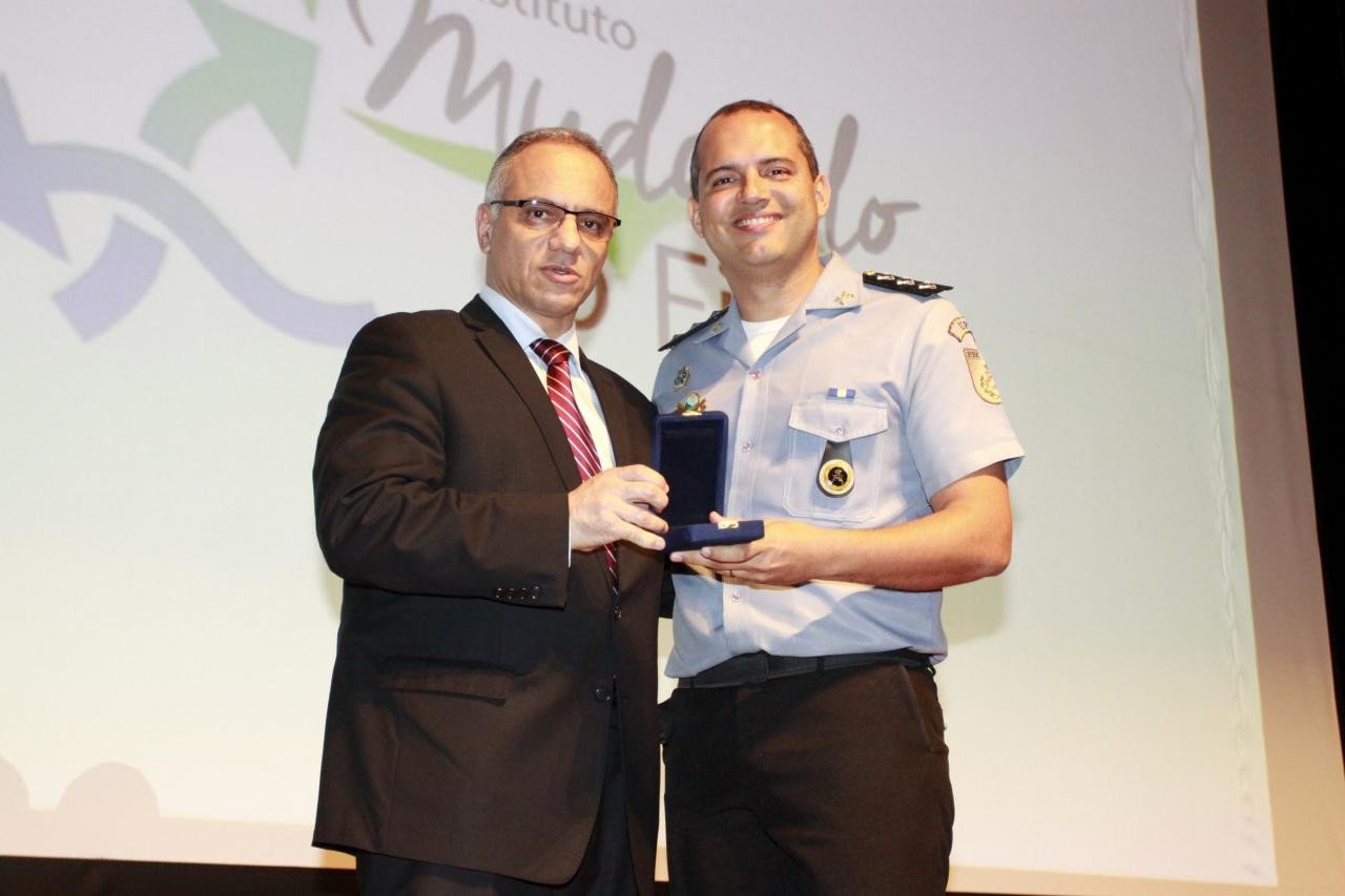Edição 2016 - Categoria Você é Especial - Capitão Vinicius Apolinario